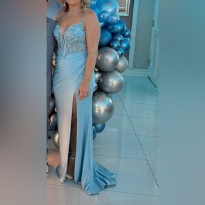 Elegant Blue Evening Gown